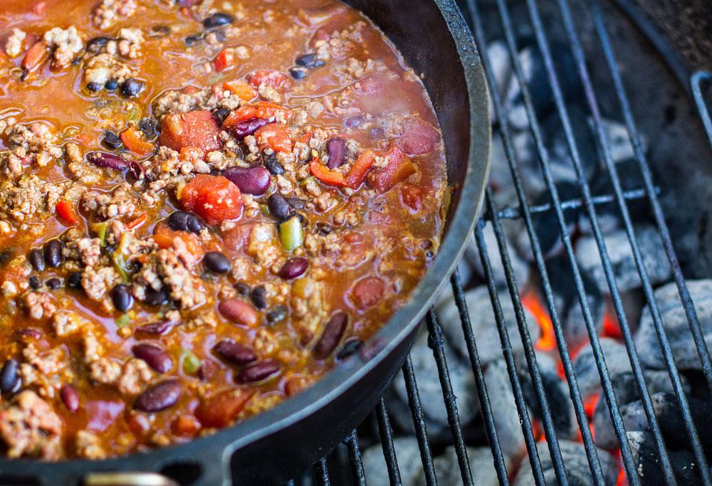Chili on the grill – fall comfort food recipes - Weber Grills