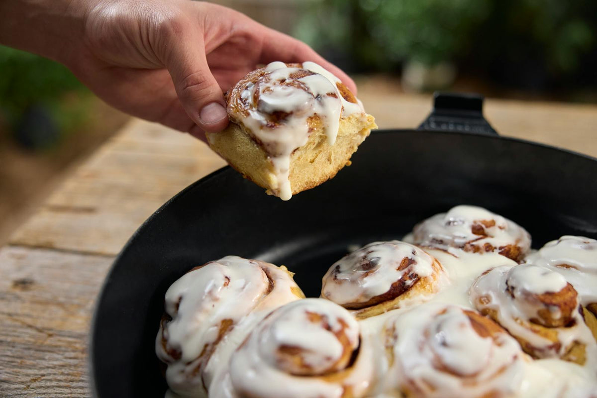 Dutchovencinnamonrolls Serve 041 Fy25