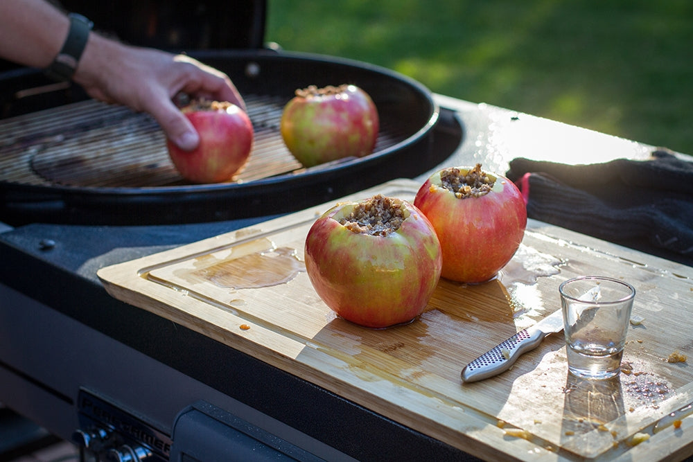 58459365A389F Placing Stuffed Apples On Grill Feature