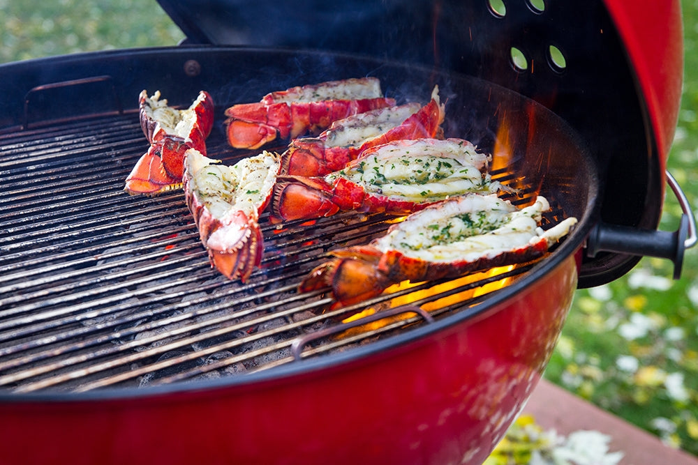 5A2996F1076Fe Grilled Lobster Tails Red Kettle 1000