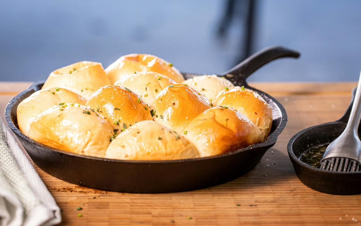 Dinner Rolls With Goat Cheese 20231129 E82 A5975 10