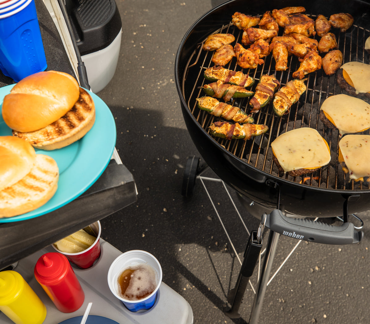 Wings, Bacon wrapped Jalapeno Poppers, and Cheeseburgers on a Weber Grill – Tailgate At Home Food Ideas