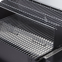 Large cooking area and upper rack on the Weber Searwood 600 wood pellet grill provide plenty of space for cooking multiple foods.
