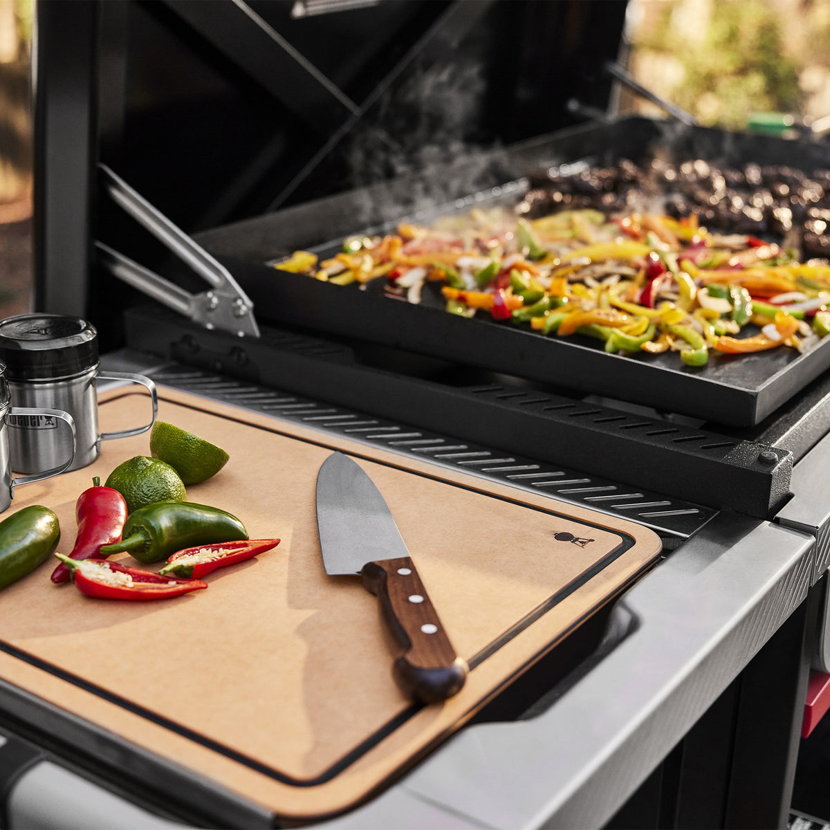 Weber Works™ XL Cutting Board