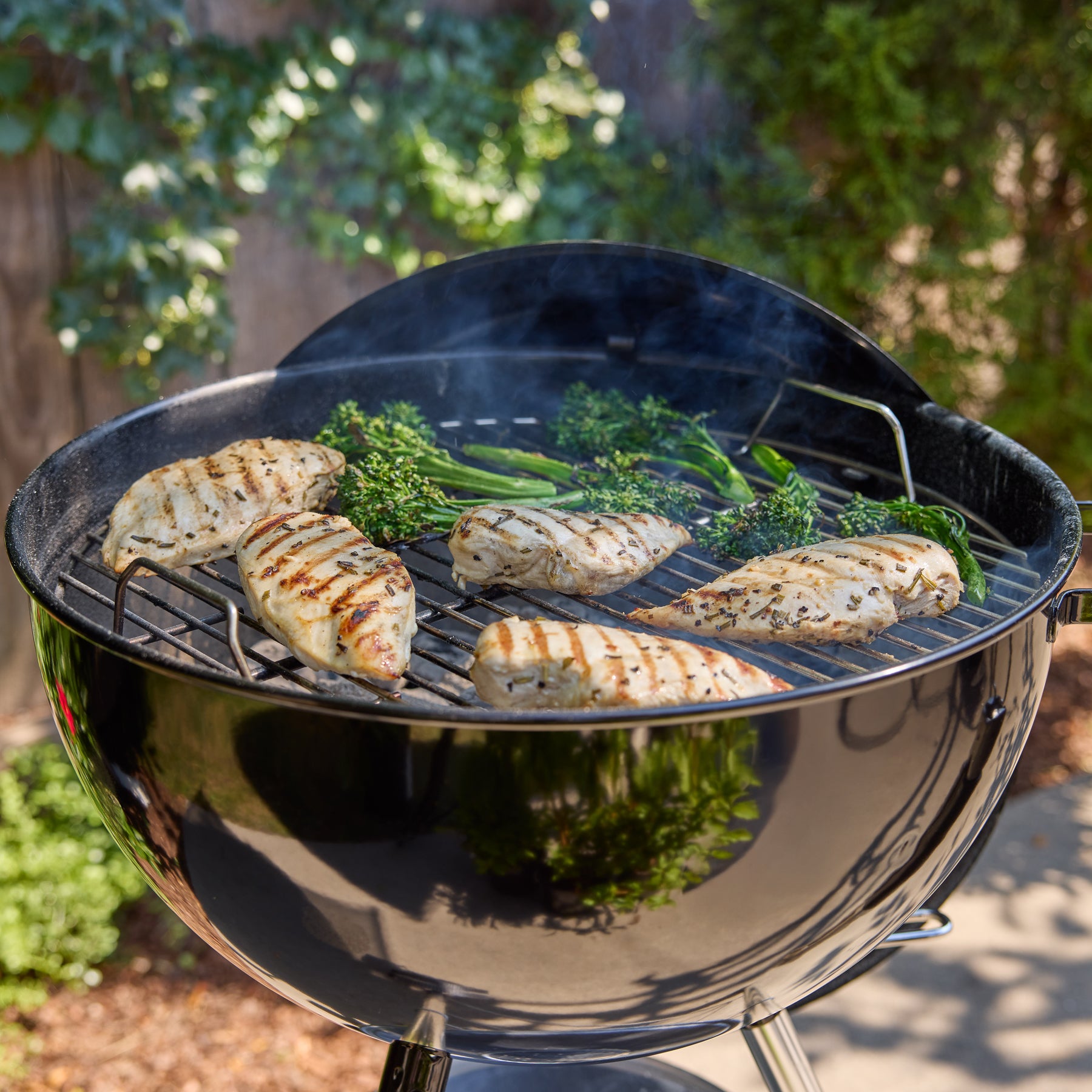18” Original Kettle® Charcoal Grill