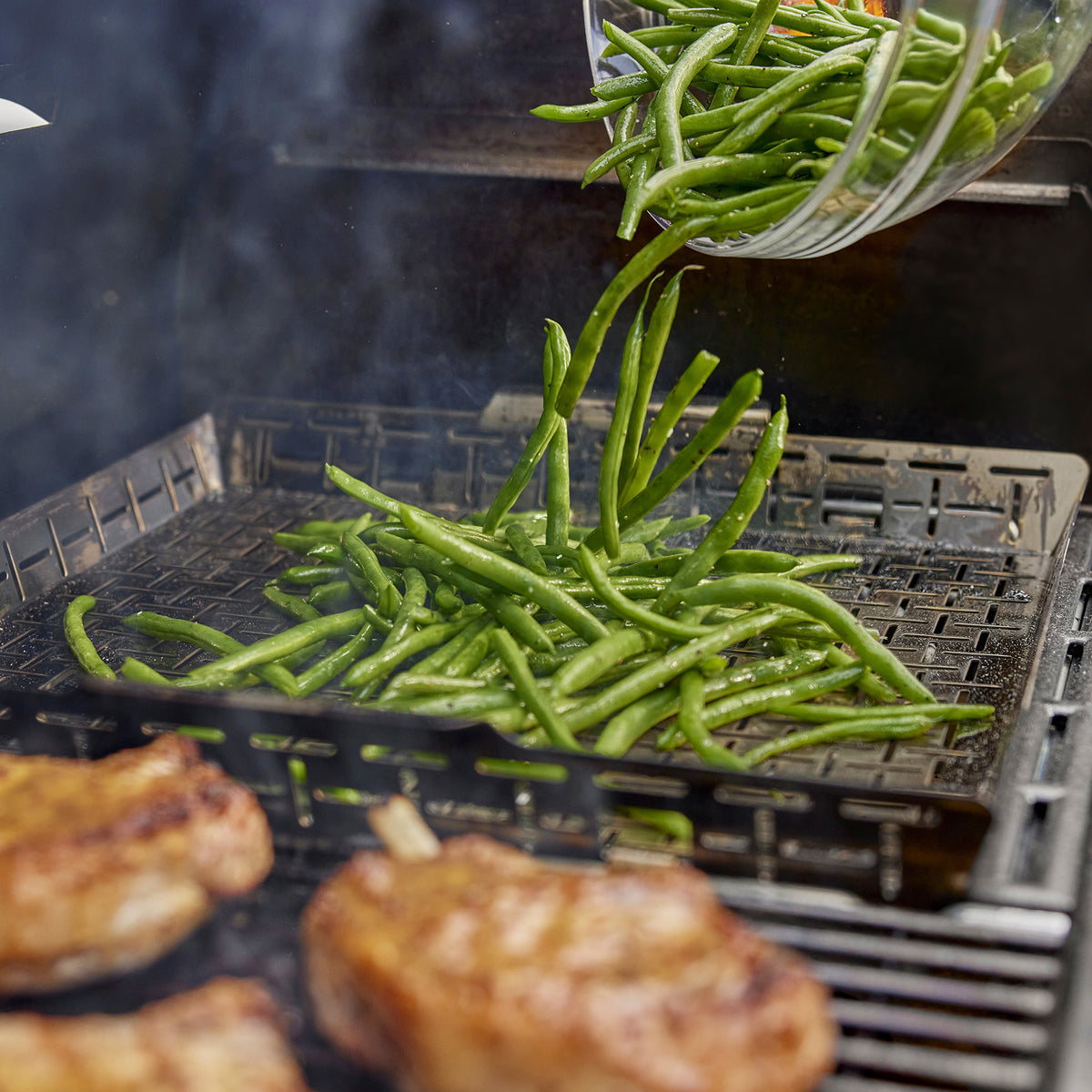 Genesis® SP-E-430 Gas Grill Stealth® Edition (Natural Gas)