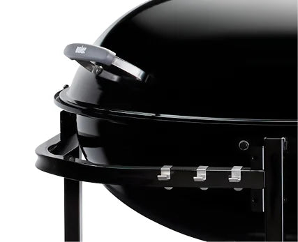 The porcelain-enameled lid and bowl retain heat for consistent temperature and even cooking. The finish also prevents rusting, cracking and peeling while withstanding high grilling temps. 