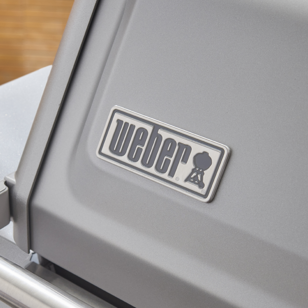 Spirit® E-425C Gas Grill Titanium Edition (Liquid Propane)