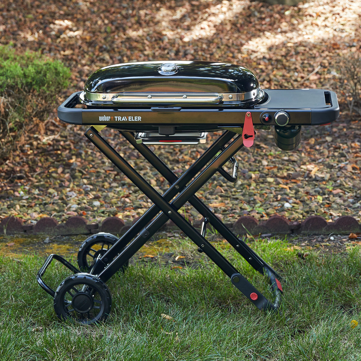 Barbecue au gaz portatif Weber Travelerᴹᴰ