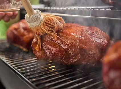 Go from low-and-slow to baking and roasting with a range of cooking temperatures for smoked ribs, brisket, and jerky to roasted chicken, baked dishes, and sides.